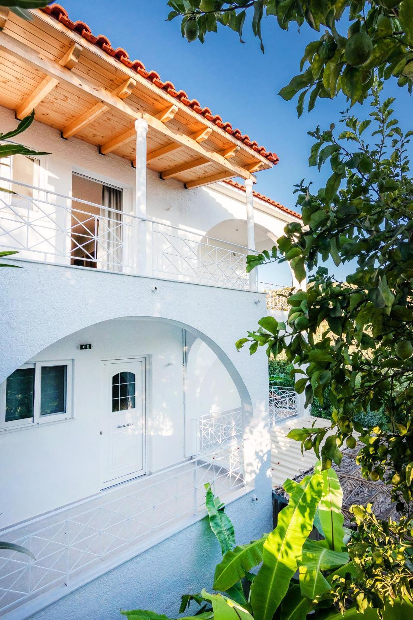Koróni Peroulia Beach Houses מראה חיצוני תמונה