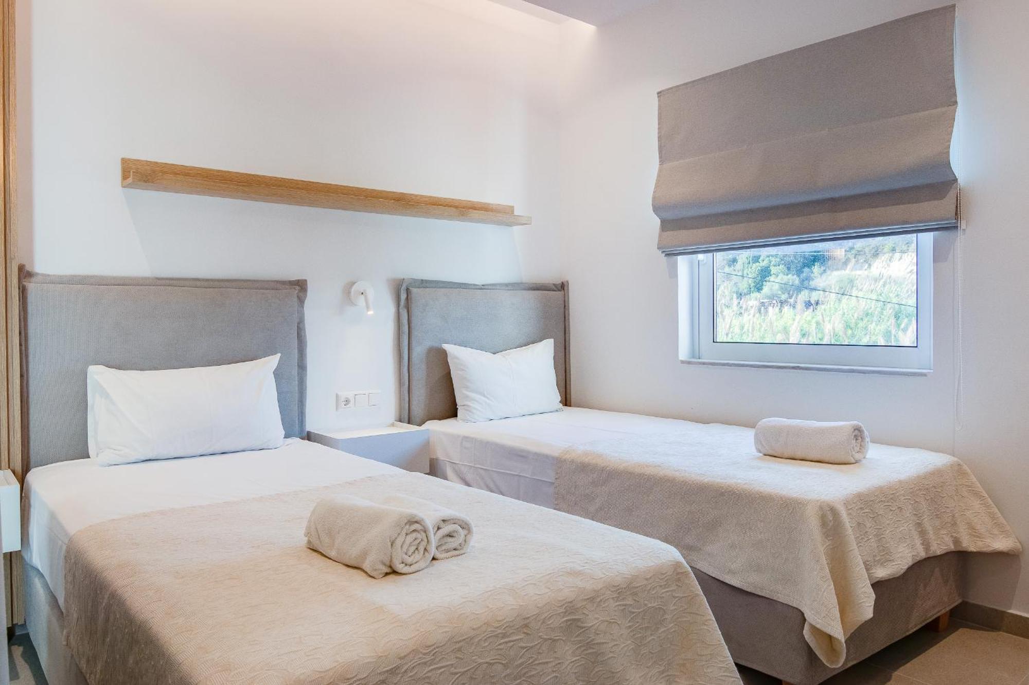 Koróni Peroulia Beach Houses מראה חיצוני תמונה
