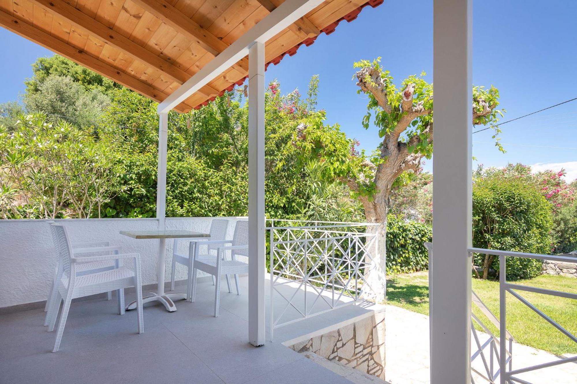 Koróni Peroulia Beach Houses מראה חיצוני תמונה